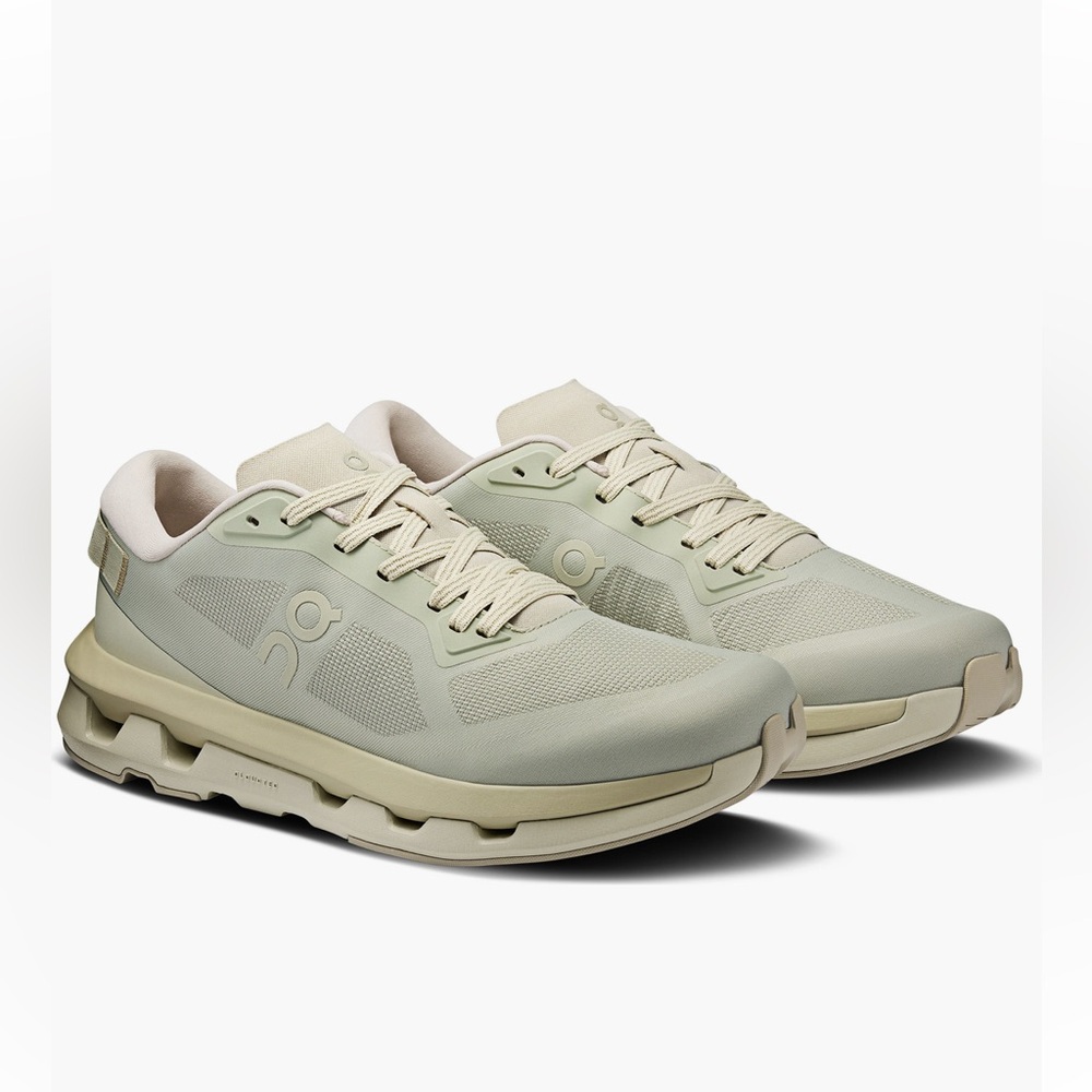 On Cloud  CloudZone  Sneakers Chalk/Pelican